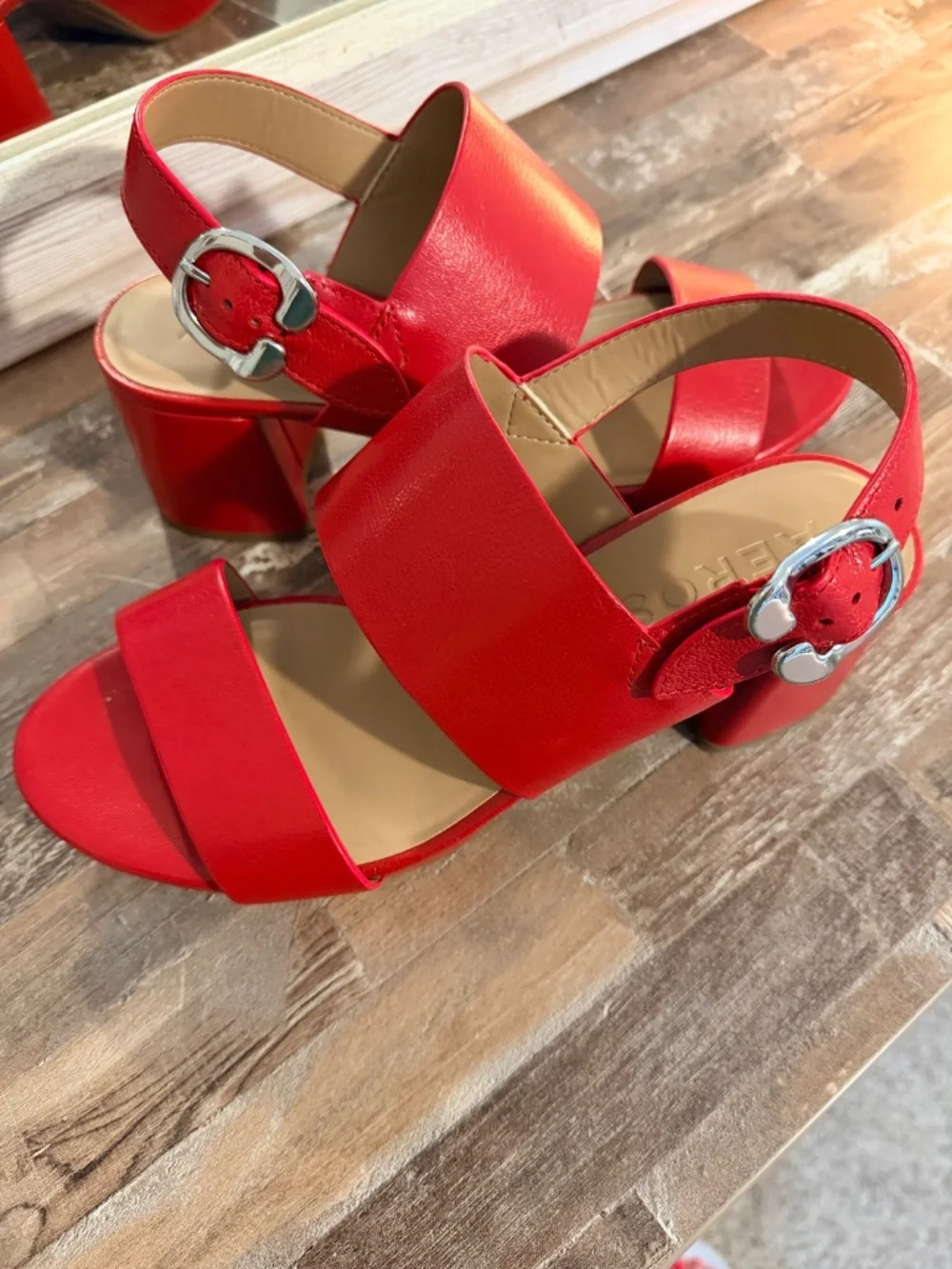 Aerosoles platform sandals